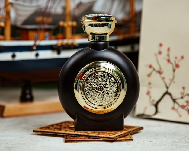 Herrera perfumy – Klasyka i nowoczesność w zapachach