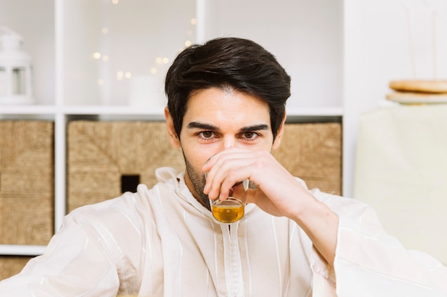 Perfumy arabskie męskie Najlepszy wybór 2024